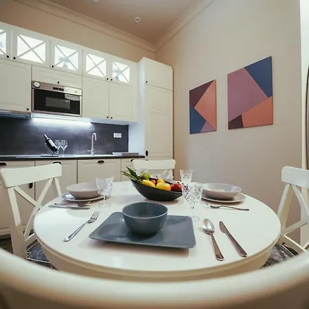 Nena Apartment *